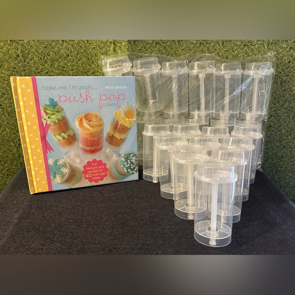 Bake Me Im YoursPush Pop Cakes: Fun Designs & 22 Plastic Cake Push Up Containers